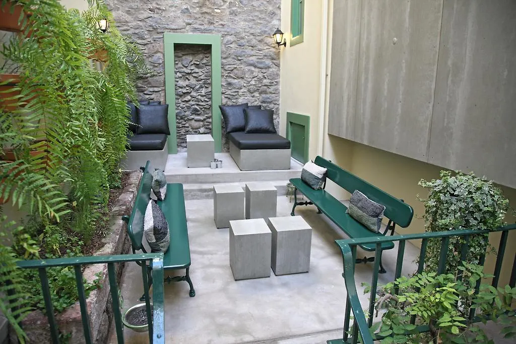 29 Madeira Hostel Funchal